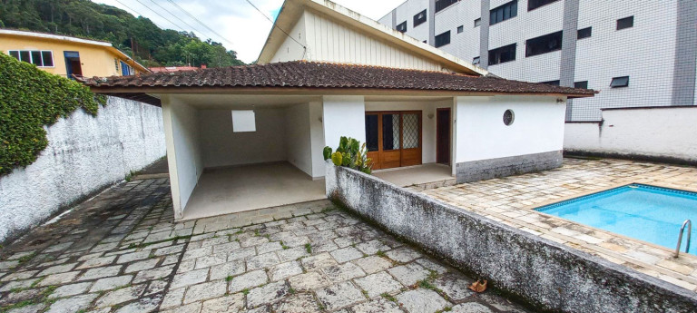 Imagem Casa com 3 Quartos à Venda, 164 m² em Taumaturgo - Teresópolis