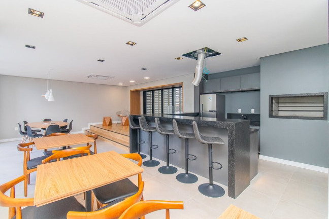 Imagem Apartamento com 1 Quarto à Venda, 43 m² em Menino Deus - Porto Alegre