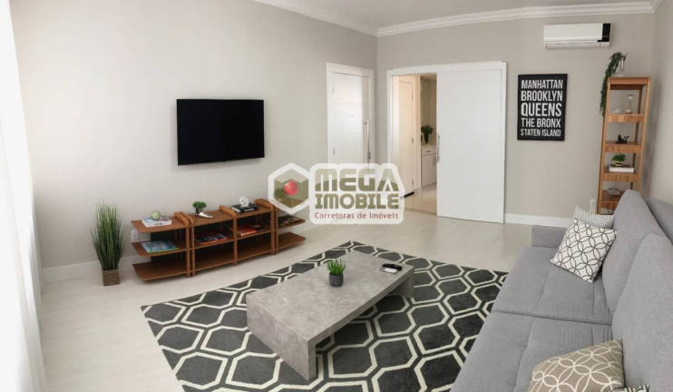 Imagem Apartamento com 2 Quartos à Venda, 90 m² em Centro - Florianópolis Imagem Apartamento com 2 Quartos à Venda, 90 m² em Centro - Florianópolis