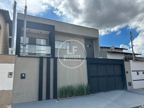 Casa com 3 Quartos à Venda, 212 m² em Residencial Kátia - Goiânia