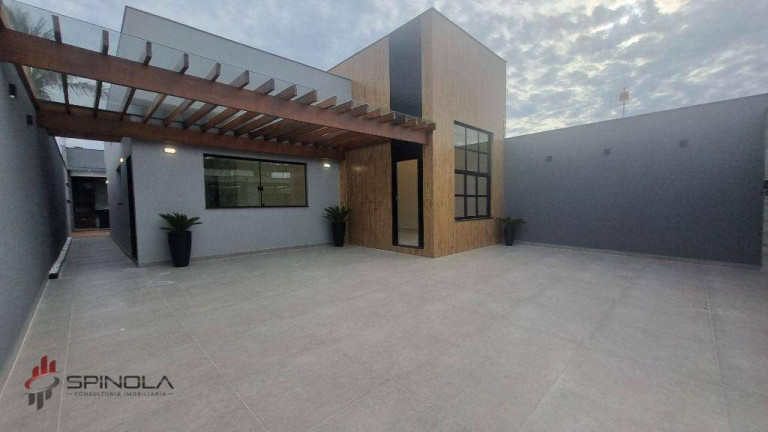 Imagem Casa com 3 Quartos à Venda, 160 m² em Maracanã - Praia Grande Imagem Casa com 3 Quartos à Venda, 160 m² em Maracanã - Praia Grande