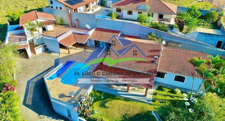 Imagem Chácara com 3 Quartos à Venda, 1.390 m² em Piracaia Imagem Chácara com 3 Quartos à Venda, 1.390 m² em Piracaia