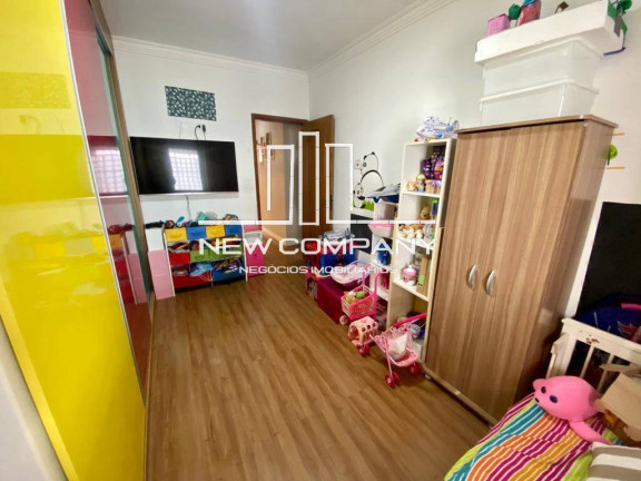 Imagem Casa com 4 Quartos à Venda, em Vila Alpina - São Paulo Imagem Casa com 4 Quartos à Venda, em Vila Alpina - São Paulo