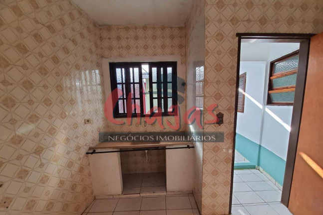 Imagem Casa com 4 Quartos para Alugar, 140 m² em Centro - Caraguatatuba Imagem Casa com 4 Quartos para Alugar, 140 m² em Centro - Caraguatatuba
