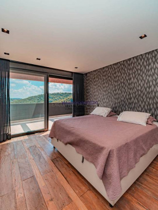 Imagem Casa com 5 Quartos à Venda, 765 m² em Alphaville - Santana De Parnaíba Imagem Casa com 5 Quartos à Venda, 765 m² em Alphaville - Santana De Parnaíba