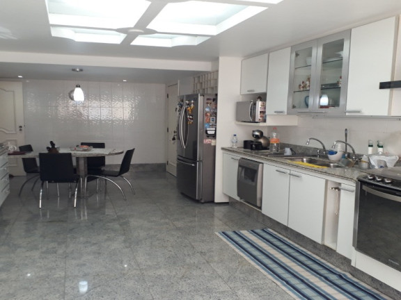 Imagem Imóvel com 3 Quartos à Venda, 566 m² em Jardim Guanabara - Rio De Janeiro