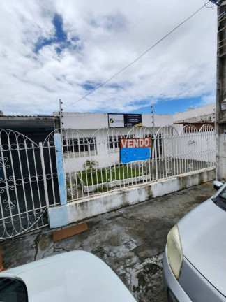 Casa com 5 Quartos à Venda, 300 m² em Salgado Filho - Aracaju
