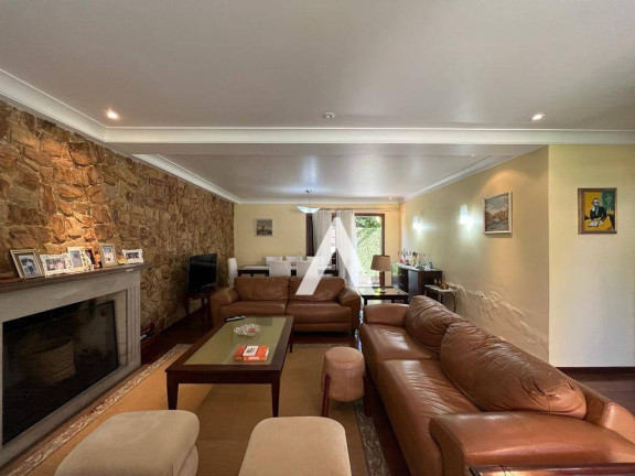 Imagem Casa com 4 Quartos à Venda, 186 m² em Alto - Teresópolis