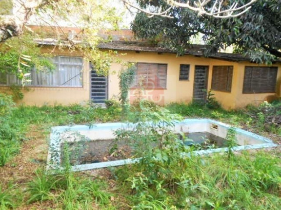 Imagem Casa com 3 Quartos à Venda, 380 m² em Menino Deus - Porto Alegre Imagem Casa com 3 Quartos à Venda, 380 m² em Menino Deus - Porto Alegre
