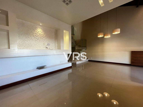 Imagem Casa com 3 Quartos à Venda, 137 m² em Bom Retiro - Teresópolis