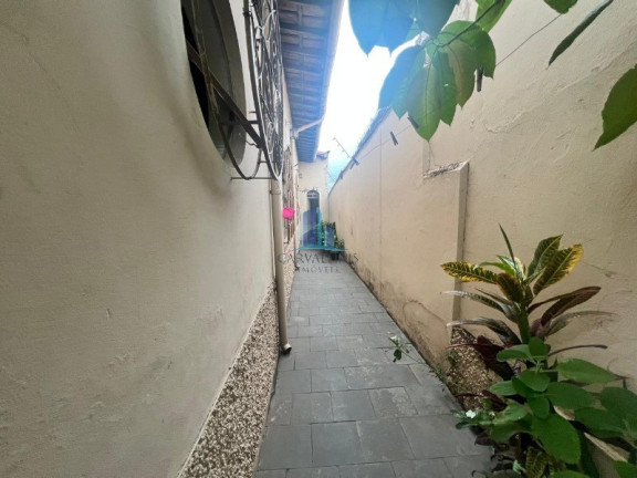 Imagem Casa com 7 Quartos à Venda, 360 m² em Amazonas - Contagem