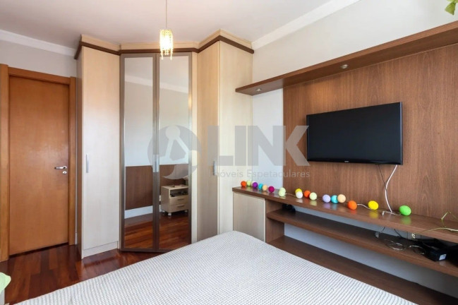 Imagem Apartamento com 2 Quartos à Venda, 70 m² em Passo Da Areia - Porto Alegre