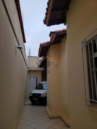 Imagem Casa com 3 Quartos à Venda, 233 m² em Jardim Triana - São Paulo