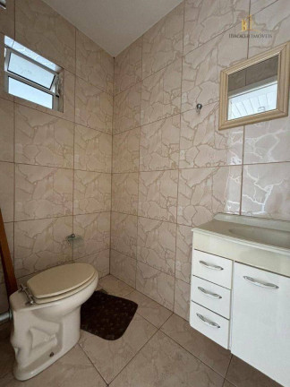 Imagem Sobrado com 4 Quartos à Venda, 191 m² em Bom Retiro - Curitiba Imagem Sobrado com 4 Quartos à Venda, 191 m² em Bom Retiro - Curitiba