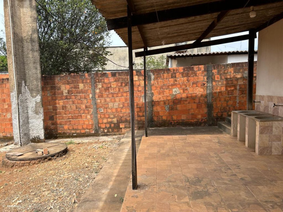 Imagem Casa com 2 Quartos à Venda, 432 m² em Setor Garavelo - Goiânia Imagem Casa com 2 Quartos à Venda, 432 m² em Setor Garavelo - Goiânia