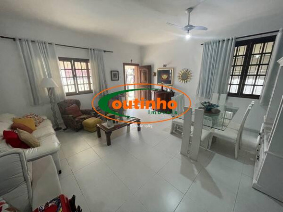 Imagem Casa com 5 Quartos à Venda, 175 m² em Grajaú - Rio De Janeiro Imagem Casa com 5 Quartos à Venda, 175 m² em Grajaú - Rio De Janeiro