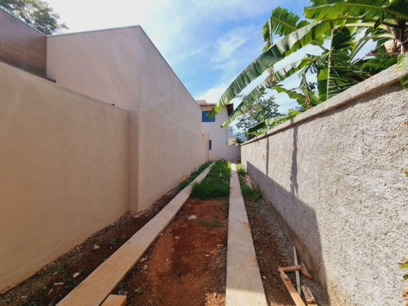 Imagem Casa com 3 Quartos à Venda, 80 m² em Resplendor - Igarapé Imagem Casa com 3 Quartos à Venda, 80 m² em Resplendor - Igarapé