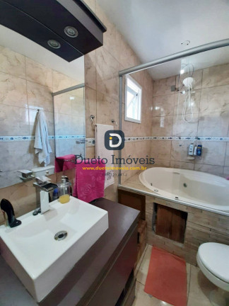 Imagem Casa com 2 Quartos à Venda, 130 m² em Nossa Senhora Medianeira - Santa Maria Imagem Casa com 2 Quartos à Venda, 130 m² em Nossa Senhora Medianeira - Santa Maria