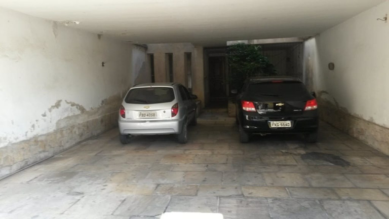 Casa com 4 Quartos à Venda, 199 m² em Centro - Pindamonhangaba