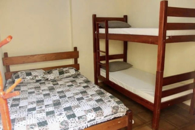 Imagem Casa com 4 Quartos à Venda, 240 m² em Centro - Ubatuba Imagem Casa com 4 Quartos à Venda, 240 m² em Centro - Ubatuba