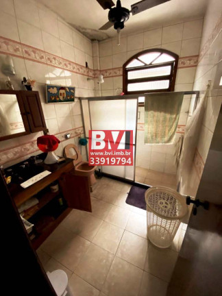Imagem Casa com 3 Quartos à Venda, 373 m² em Rocha Miranda - Rio De Janeiro Imagem Casa com 3 Quartos à Venda, 373 m² em Rocha Miranda - Rio De Janeiro
