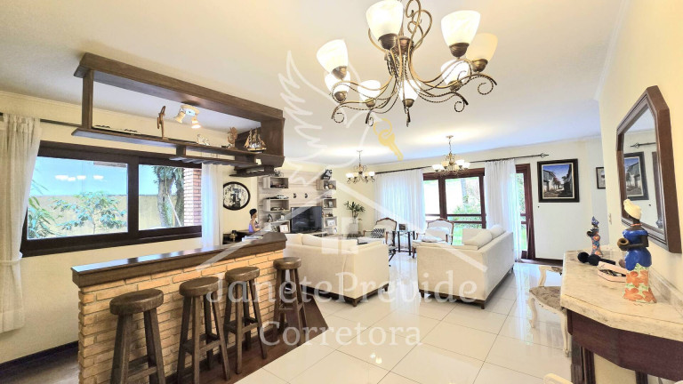 Casa de Condomínio com 4 Quartos à Venda, 412 m² em Alphaville - Santana De Parnaíba