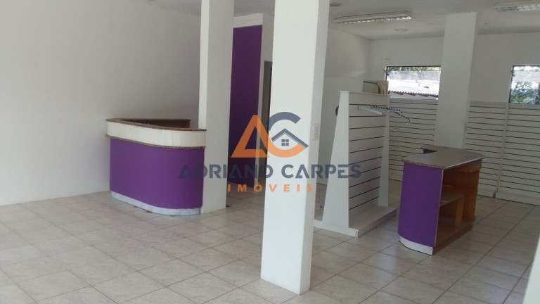 Imagem Imóvel com 3 Quartos à Venda, 836 m² em Centro - Ilhota Imagem Imóvel com 3 Quartos à Venda, 836 m² em Centro - Ilhota