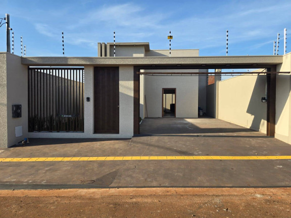 Casa com 3 Quartos à Venda,  em Tangará Da Serra