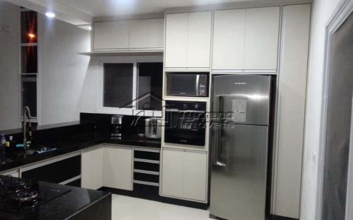Imagem Casa de Condomínio com 2 Quartos à Venda, 150 m² em Bairro Do Grama - Caçapava Imagem Casa de Condomínio com 2 Quartos à Venda, 150 m² em Bairro Do Grama - Caçapava