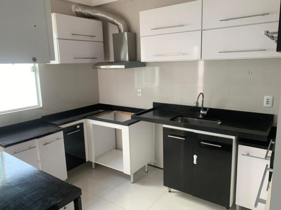 Imagem Casa com 3 Quartos à Venda, 129 m² Imagem Casa com 3 Quartos à Venda, 129 m²