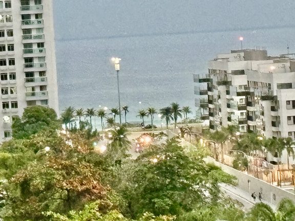 Imagem Imóvel com 2 Quartos à Venda, 63 m² em Barra Da Tijuca - Rio De Janeiro Imagem Imóvel com 2 Quartos à Venda, 63 m² em Barra Da Tijuca - Rio De Janeiro