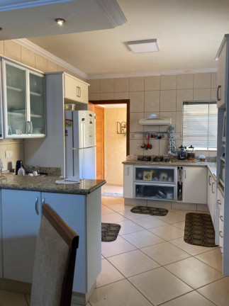 Imagem Casa com 3 Quartos à Venda, 360 m² em Jardim Matilde - Ourinhos Imagem Casa com 3 Quartos à Venda, 360 m² em Jardim Matilde - Ourinhos