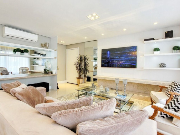 Imagem Imóvel com 4 Quartos à Venda, 159 m² em Menino Deus - Porto Alegre Imagem Imóvel com 4 Quartos à Venda, 159 m² em Menino Deus - Porto Alegre