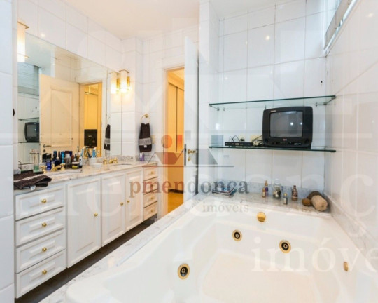 Imagem Apartamento com 3 Quartos à Venda, 270 m² em Santa Cecília - São Paulo