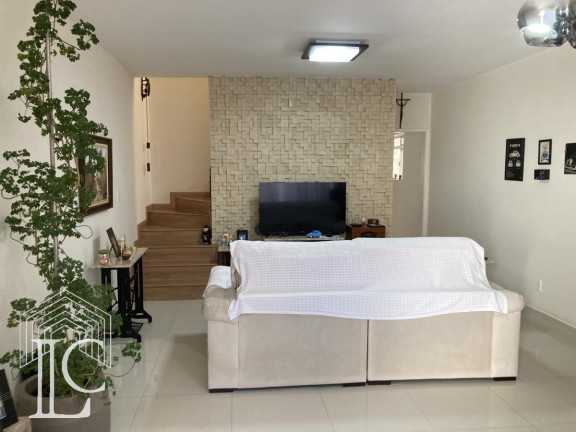 Imagem Casa com 3 Quartos à Venda, 158 m² em Jardim Aeroporto - São Paulo