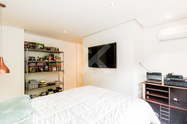 Imagem Apartamento com 3 Quartos à Venda, 132 m² em Auxiliadora - Porto Alegre Imagem Apartamento com 3 Quartos à Venda, 132 m² em Auxiliadora - Porto Alegre