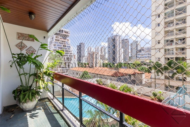 Imagem Apartamento com 4 Quartos à Venda, 177 m² em Pinheiros - São Paulo Imagem Apartamento com 4 Quartos à Venda, 177 m² em Pinheiros - São Paulo