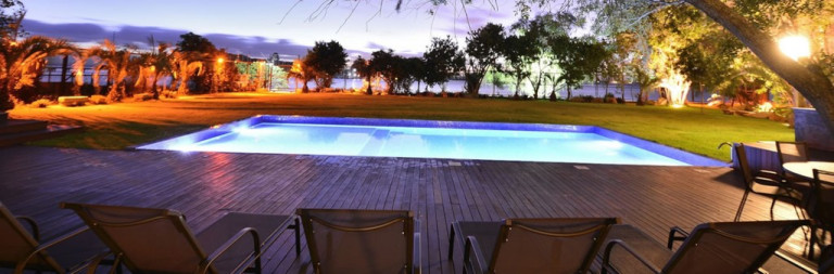 Imagem Casa de Condomínio com 3 Quartos à Venda, 685 m² em Tristeza - Porto Alegre