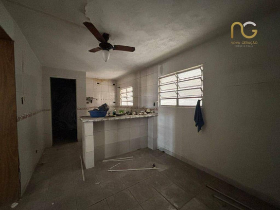 Imagem Casa com 6 Quartos à Venda, 160 m² em Aviação - Praia Grande Imagem Casa com 6 Quartos à Venda, 160 m² em Aviação - Praia Grande