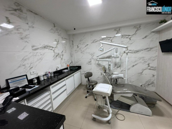 Imagem Imóvel com 4 Quartos à Venda, 450 m² em Setor Coimbra - Goiânia Imagem Imóvel com 4 Quartos à Venda, 450 m² em Setor Coimbra - Goiânia