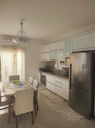 Imagem Casa com 3 Quartos à Venda, 420 m² em Centro - Tijucas Imagem Casa com 3 Quartos à Venda, 420 m² em Centro - Tijucas
