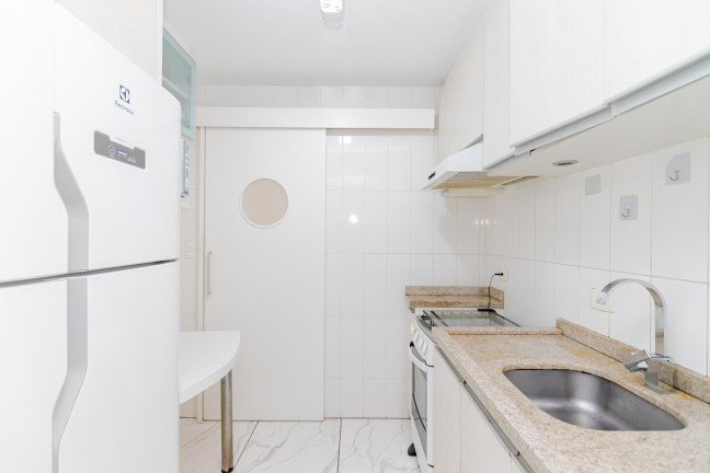 Imagem Apartamento com 3 Quartos à Venda, 71 m² em água Verde - Curitiba