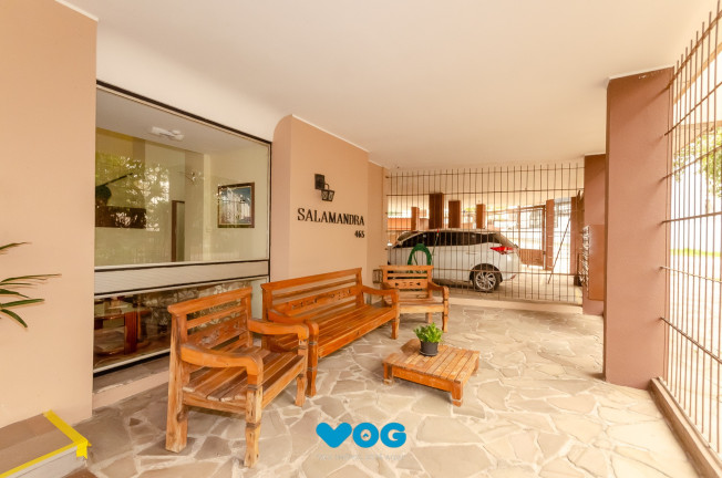 Imagem Imóvel com 2 Quartos à Venda, 72 m² em Santa Cecília - Porto Alegre Imagem Imóvel com 2 Quartos à Venda, 72 m² em Santa Cecília - Porto Alegre