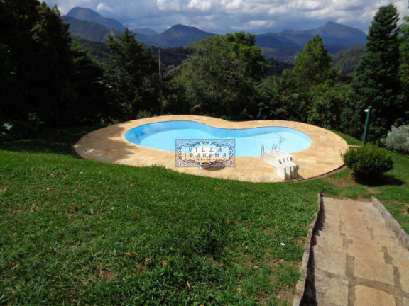 Imagem Imóvel com 3 Quartos à Venda, 200 m² em Iucas - Teresópolis