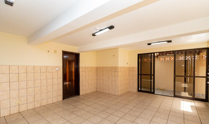 Imagem Sobrado com 3 Quartos à Venda, 196 m² em Vista Alegre - Curitiba Imagem Sobrado com 3 Quartos à Venda, 196 m² em Vista Alegre - Curitiba