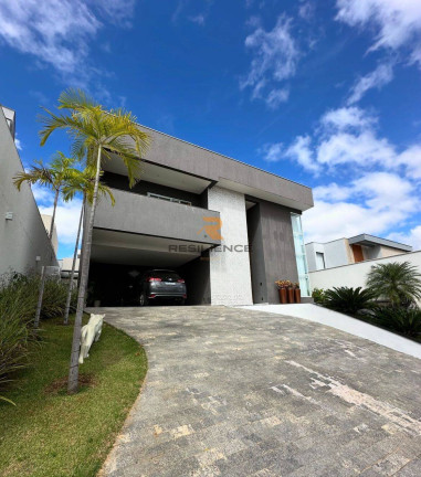 Casa de Condomínio com 3 Quartos à Venda, 196 m² em Flamboyant - Lagoa Santa