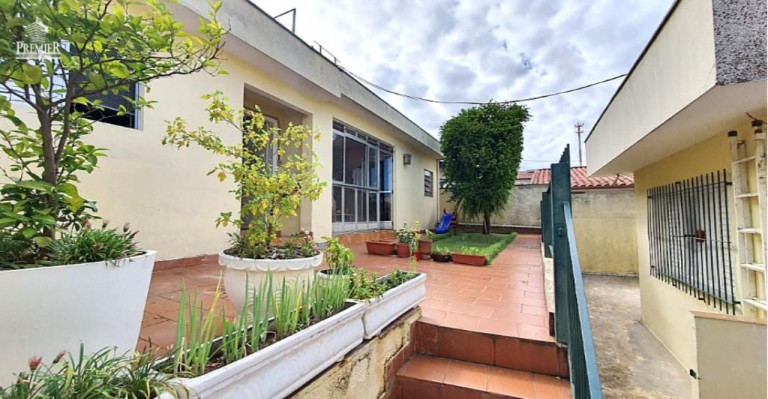 Imagem Casa com 2 Quartos à Venda, 168 m² em Vila Hortolândia - Jundiaí