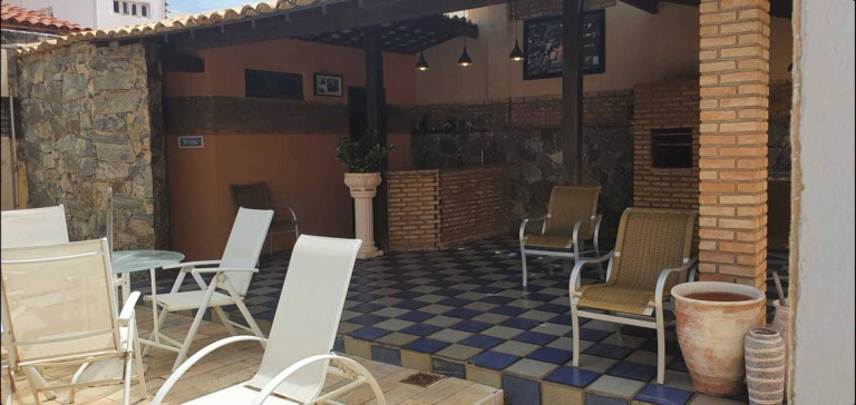 Imagem Casa com 4 Quartos à Venda, 871 m² em Coroa Do Meio - Aracaju Imagem Casa com 4 Quartos à Venda, 871 m² em Coroa Do Meio - Aracaju