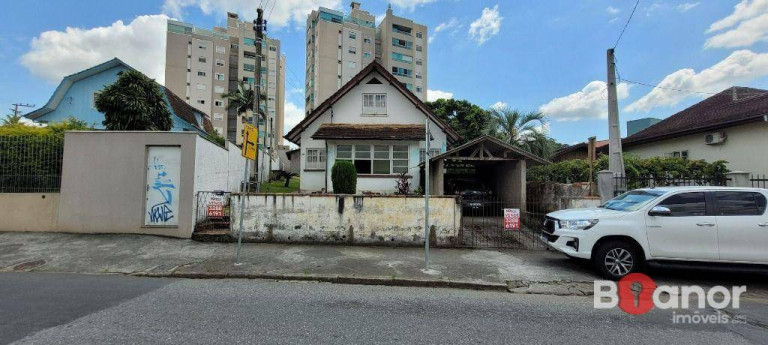 Imagem Casa com 4 Quartos à Venda, 120 m² em Velha - Blumenau Imagem Casa com 4 Quartos à Venda, 120 m² em Velha - Blumenau