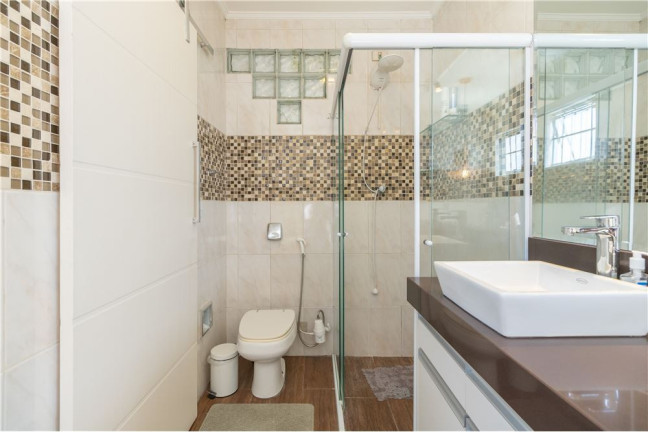 Imagem Casa com 4 Quartos à Venda, em Penha De França - São Paulo Imagem Casa com 4 Quartos à Venda, em Penha De França - São Paulo
